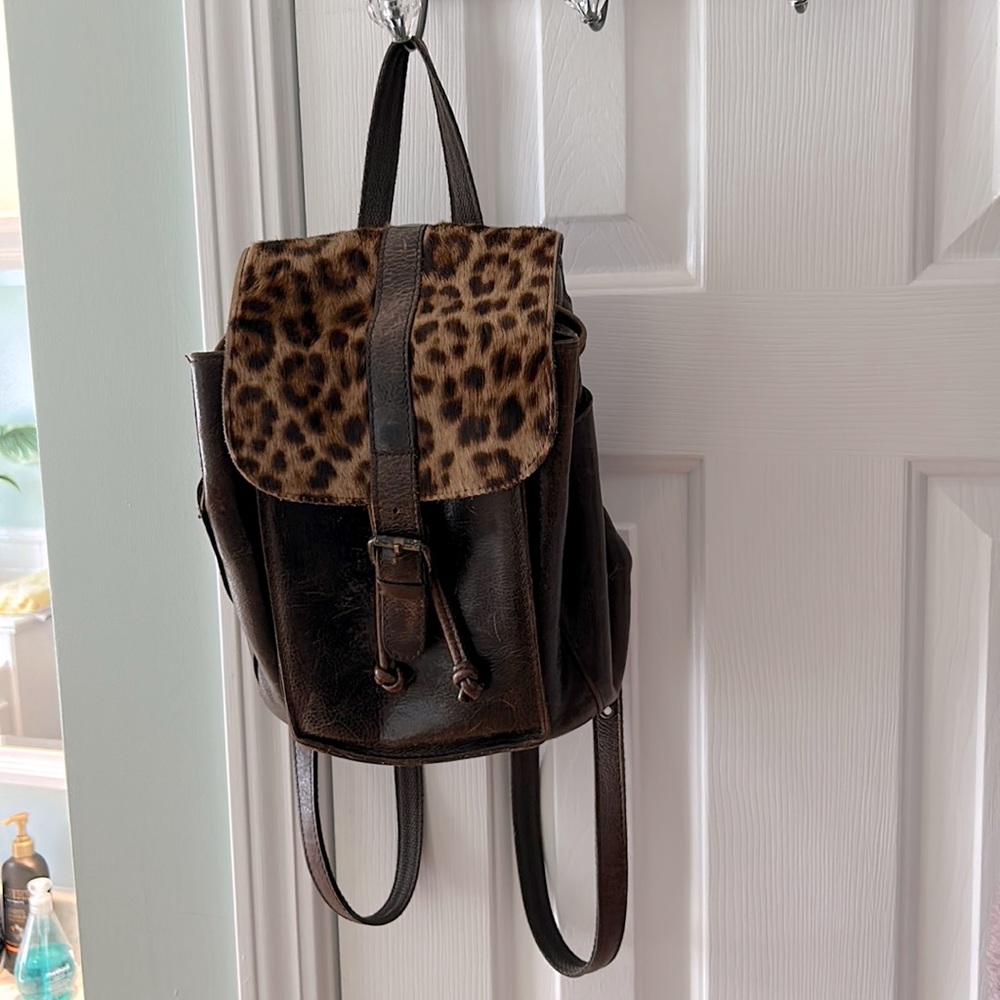 Patricia Nash leather purse